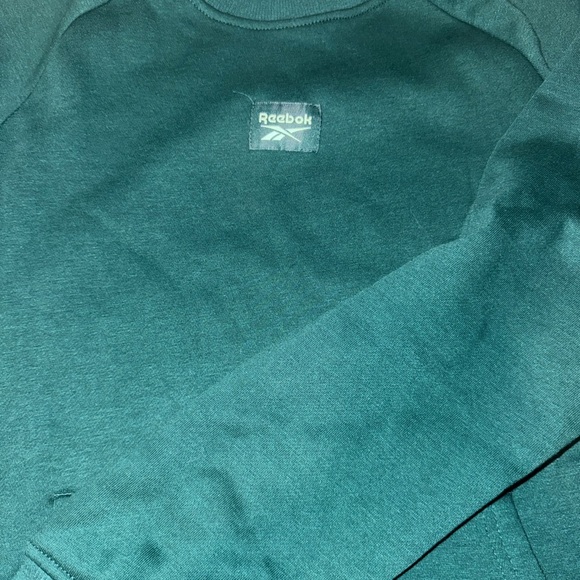 Reebok pullover - Picture 3 of 5